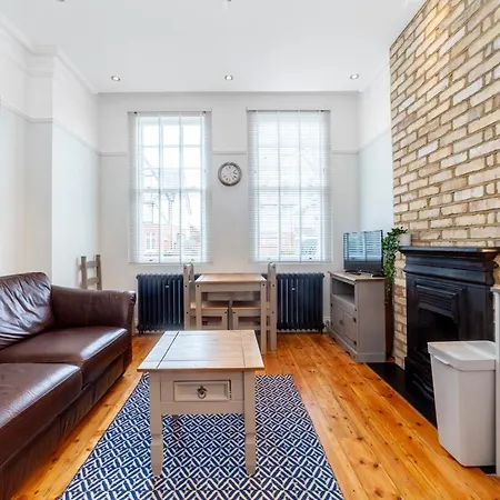 Stylish 1 Bdr Apt Wcommunal Garden, Greenwich Londra Esterno foto